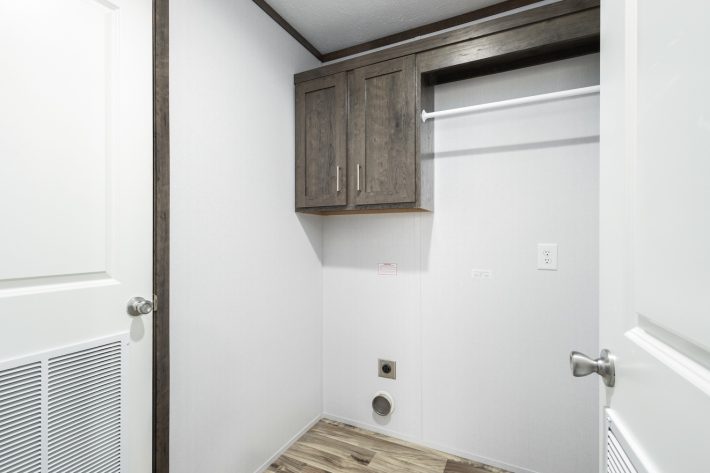 Fairview Manor - Image 11