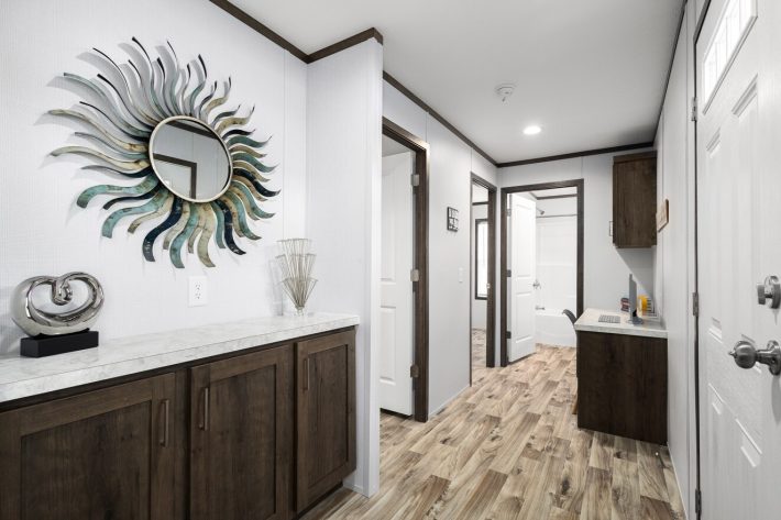 Fairview Manor - Image 4