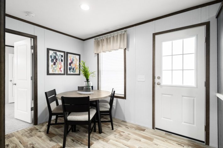 Fairview Manor - Image 10