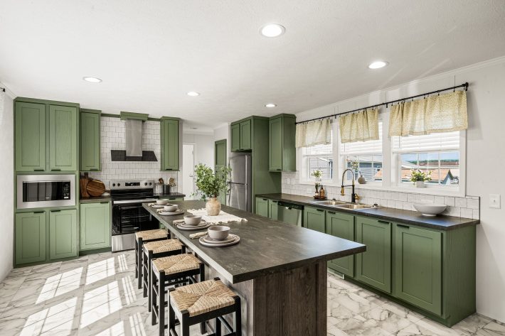 Green Acres - Image 5