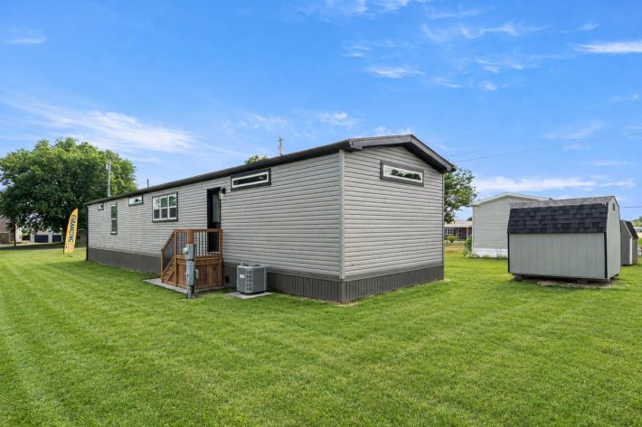 Green Acres - Image 31