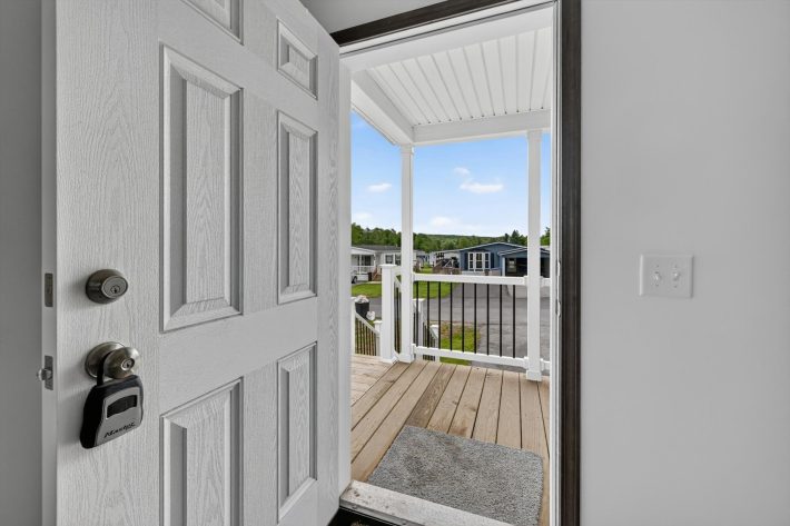 Laurel Woods - Image 8