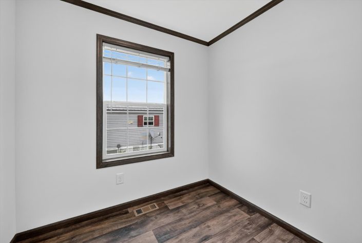 Laurel Woods - Image 17