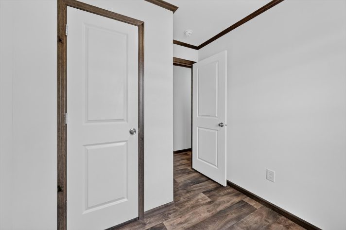 Laurel Woods - Image 18