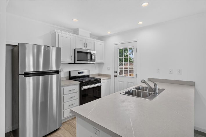 Laurel Woods - Image 14
