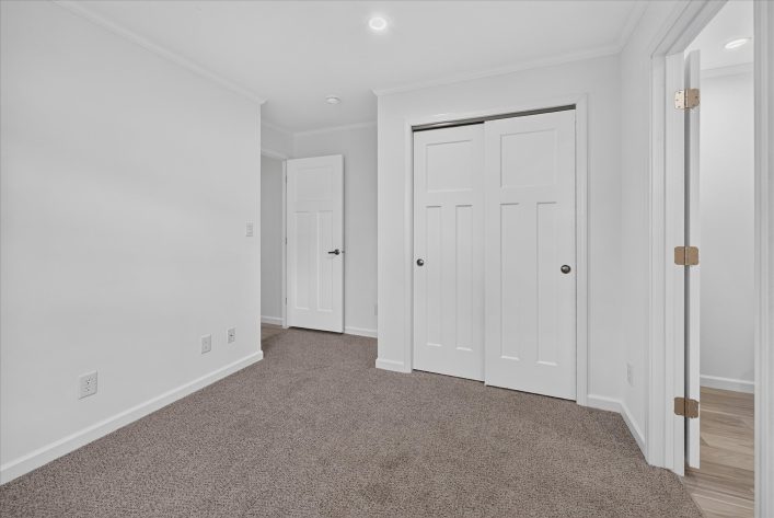 Laurel Woods - Image 18
