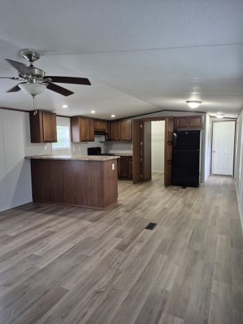 Spreading Oaks Village - Image 8